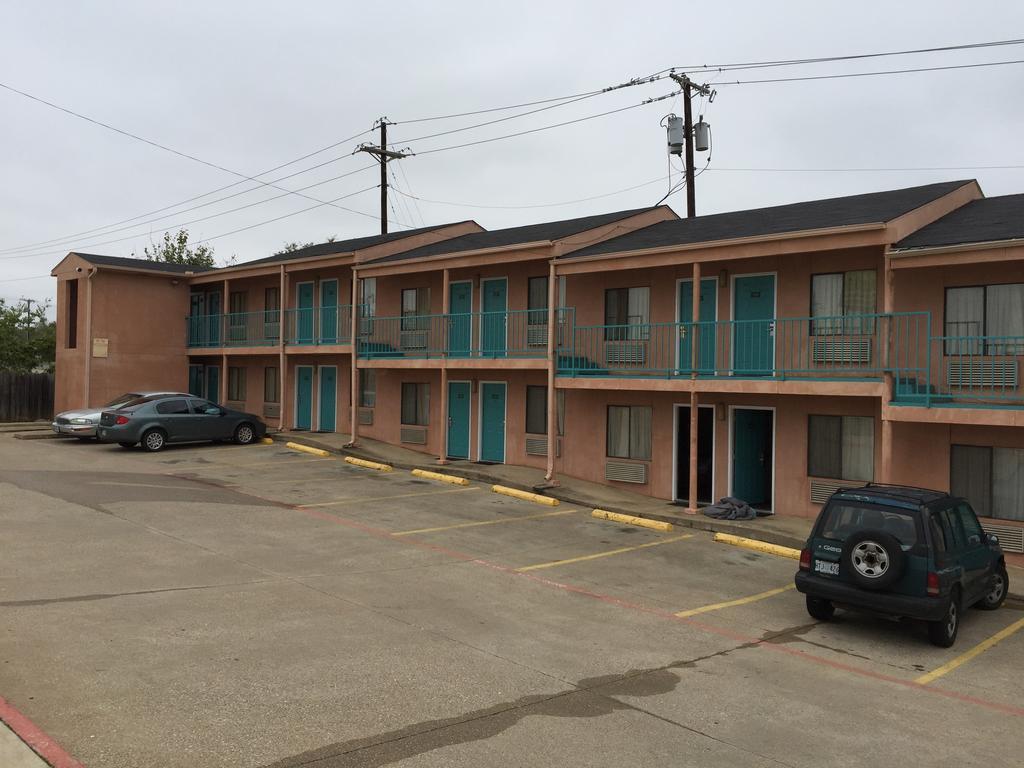 Crown Inn Grand Prairie Buitenkant foto
