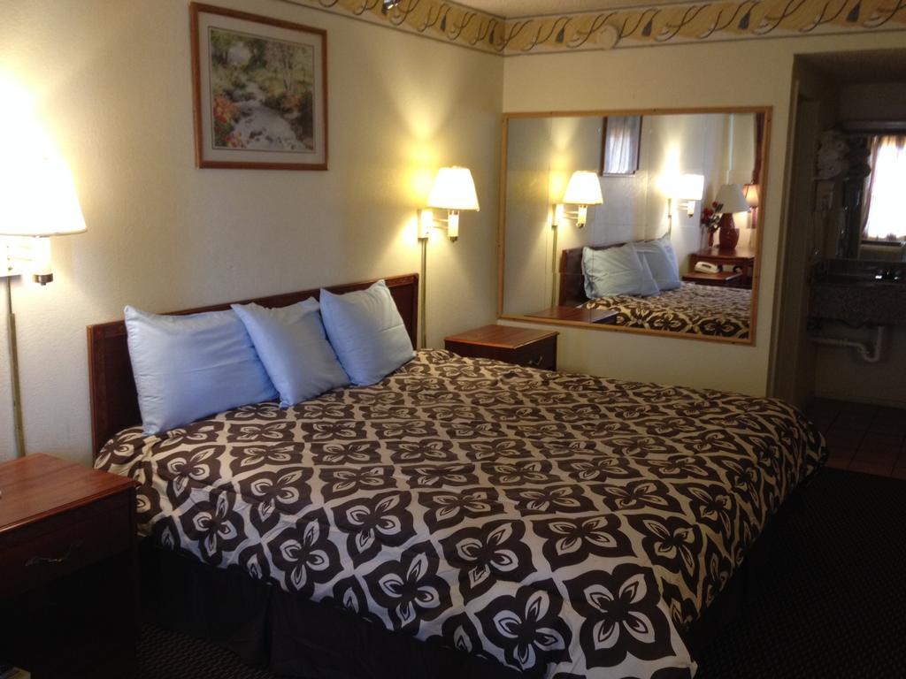 Crown Inn Grand Prairie Kamer foto