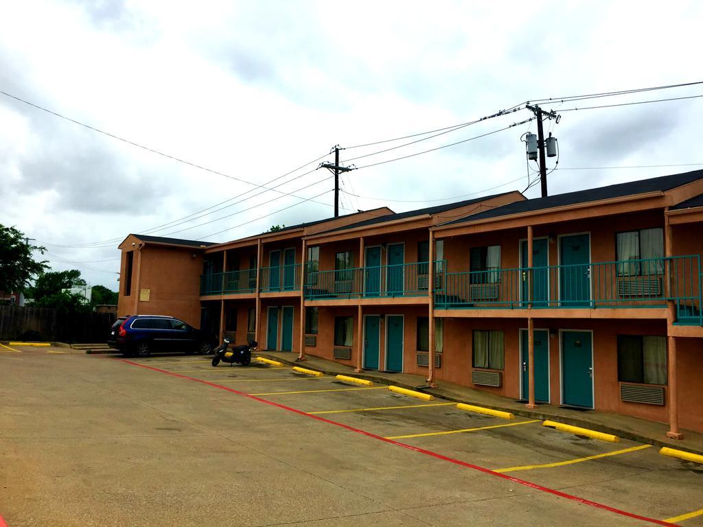 Crown Inn Grand Prairie Buitenkant foto